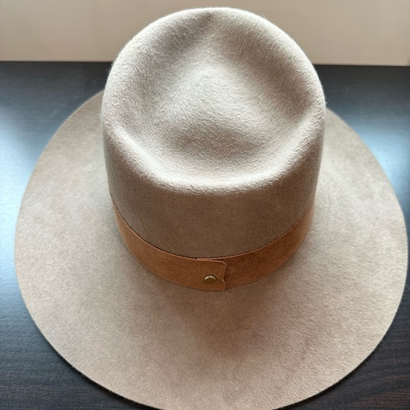 Janessa Leone Alara Hat (M) - Picture 6 of 7